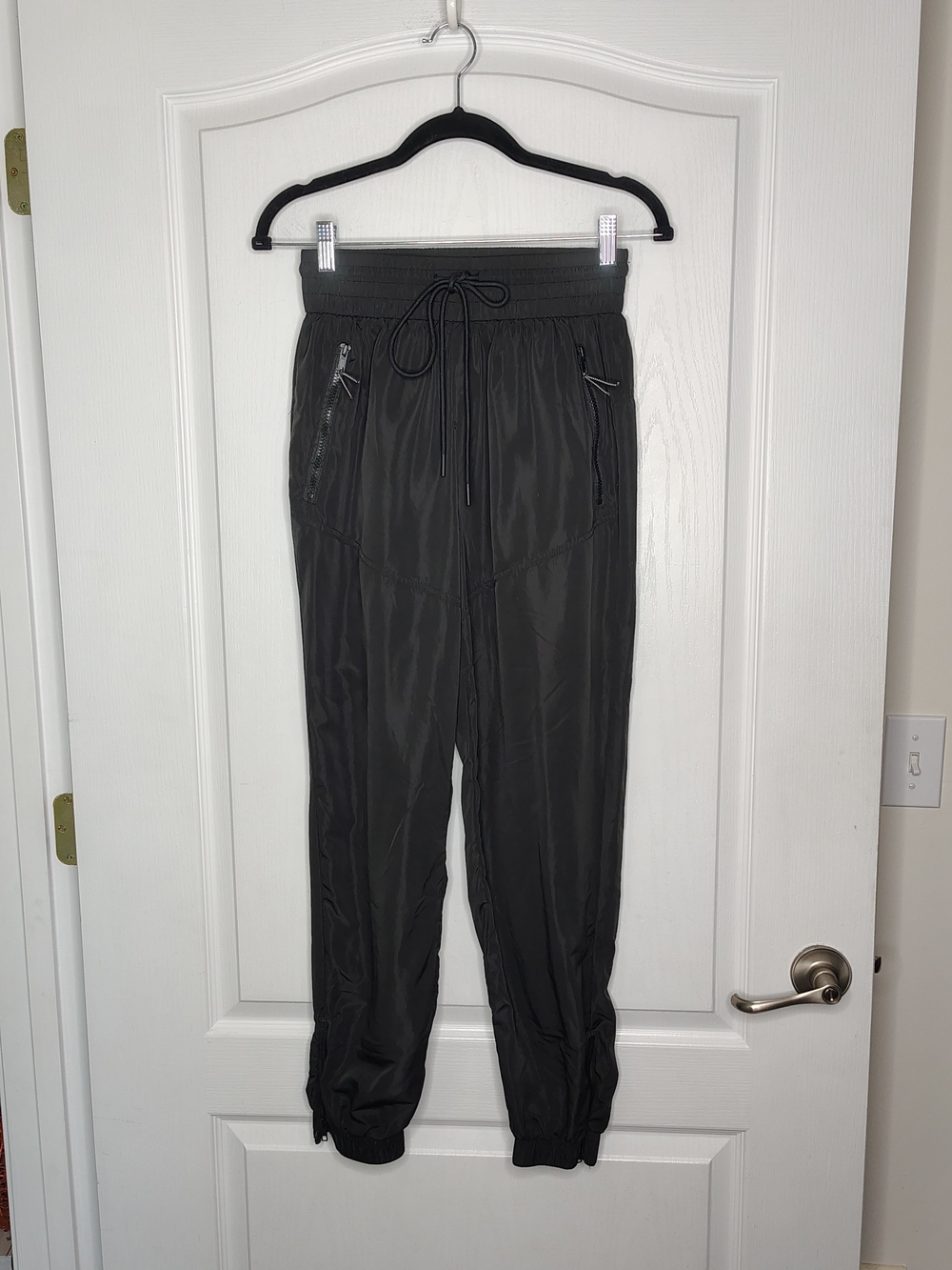 Forever 21 Black Drawstring Jogger Pants with Zipper Pockets